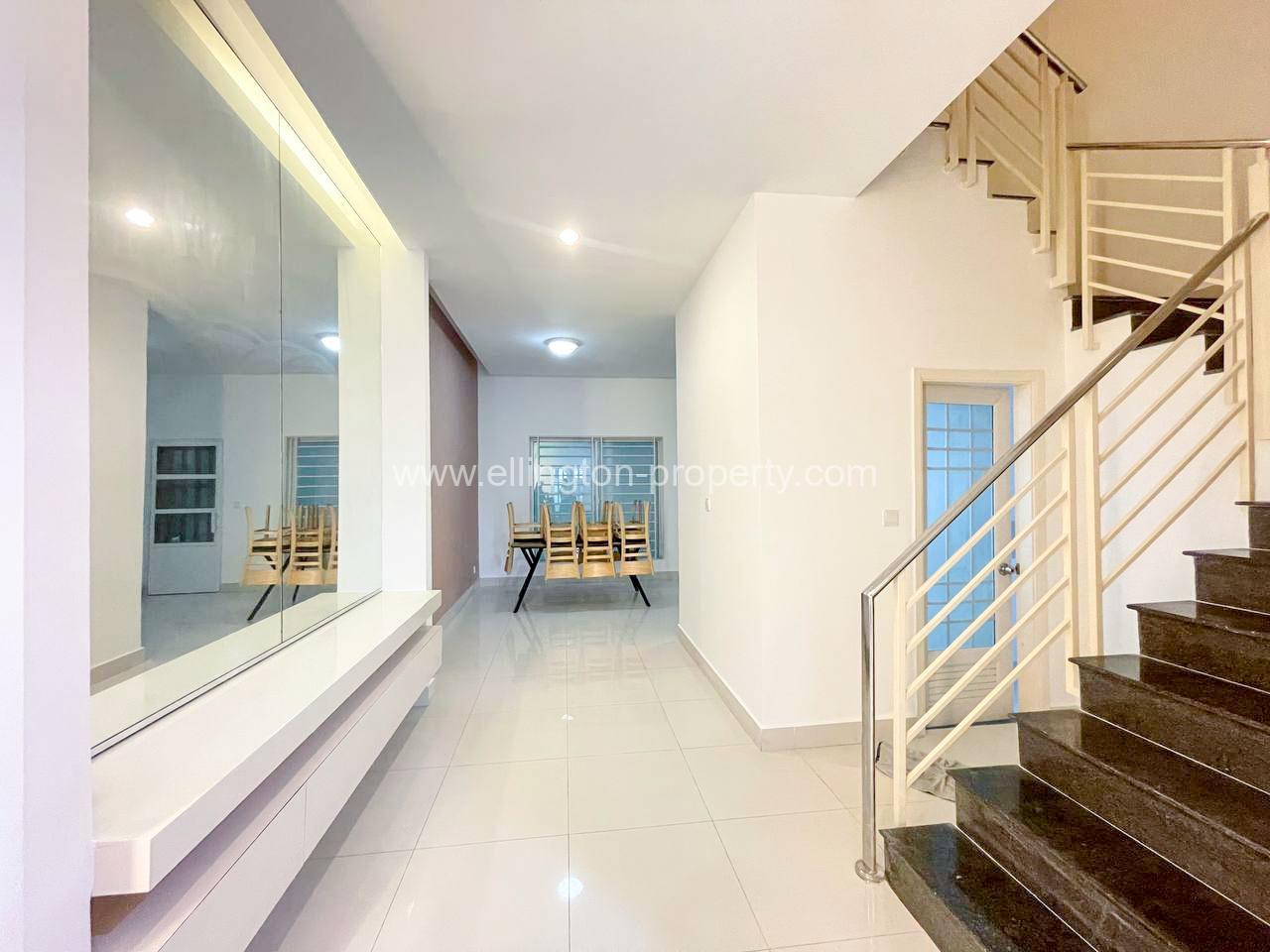 Villa For Rent In Borey Peng Houth - Ellington Property