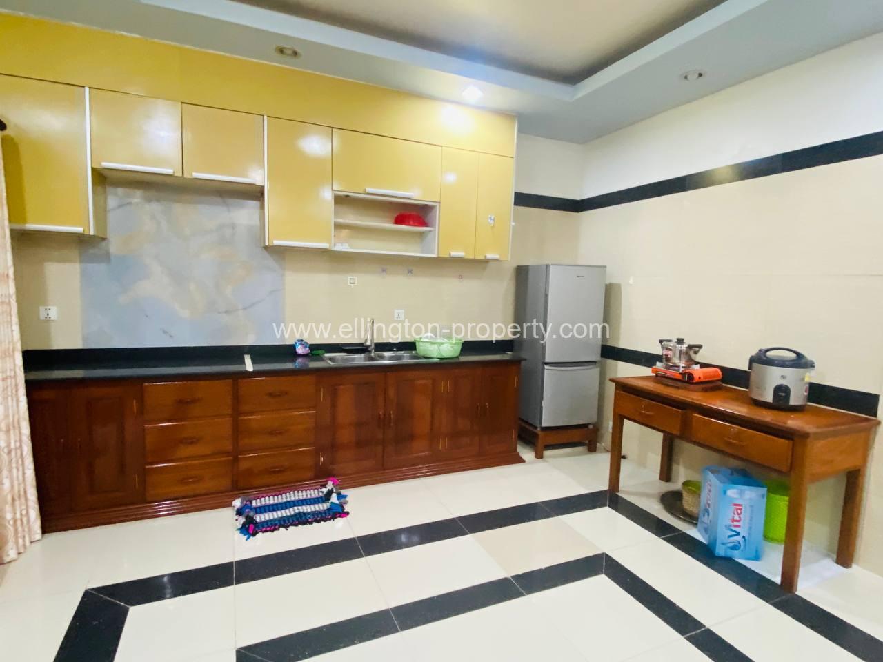 Villa For Rent In Sangkat Boeung Tampon - Ellington Property