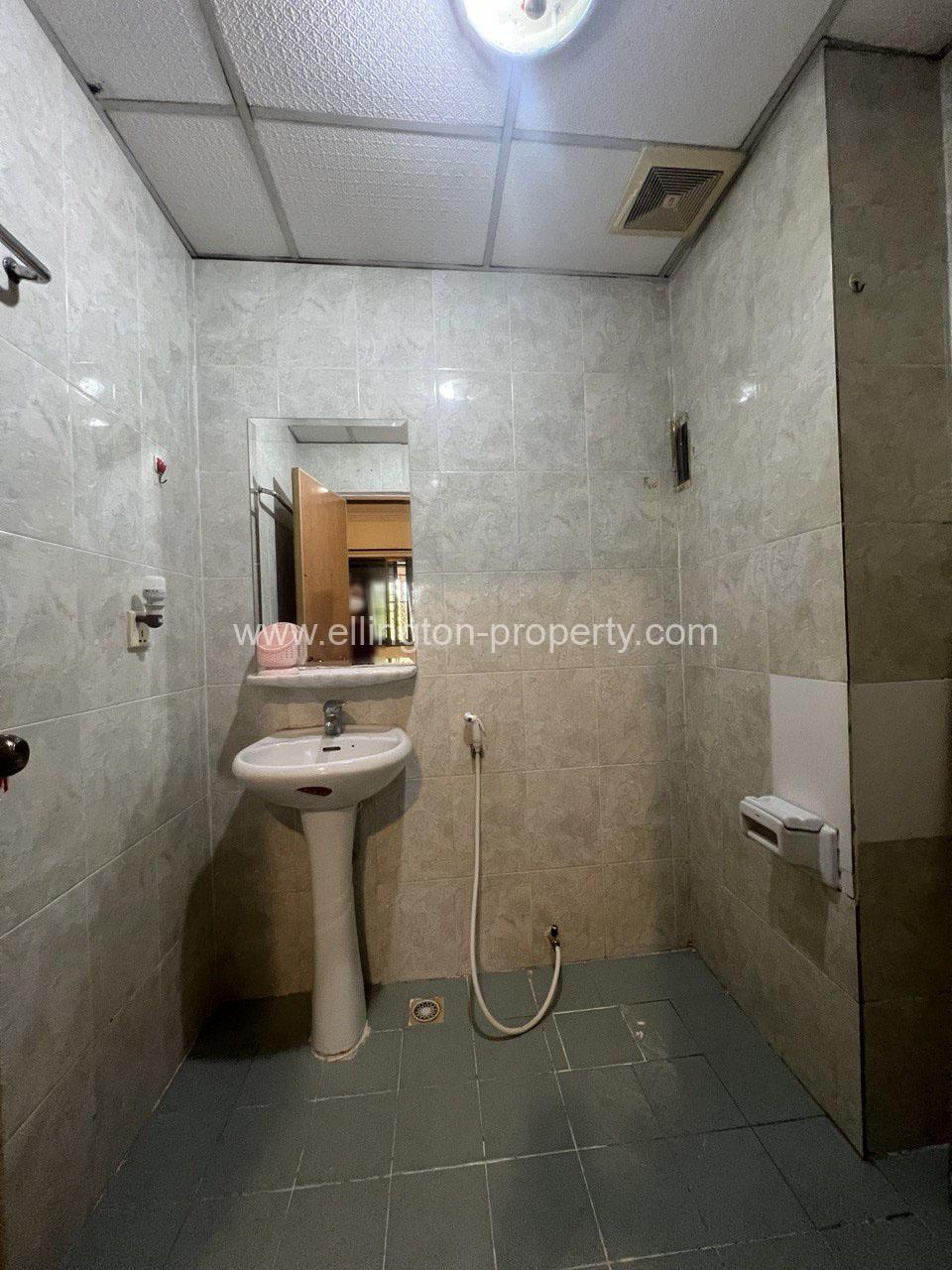 One Bedroom Apartment For Rent Close By To Khandal Market - Ellington Property