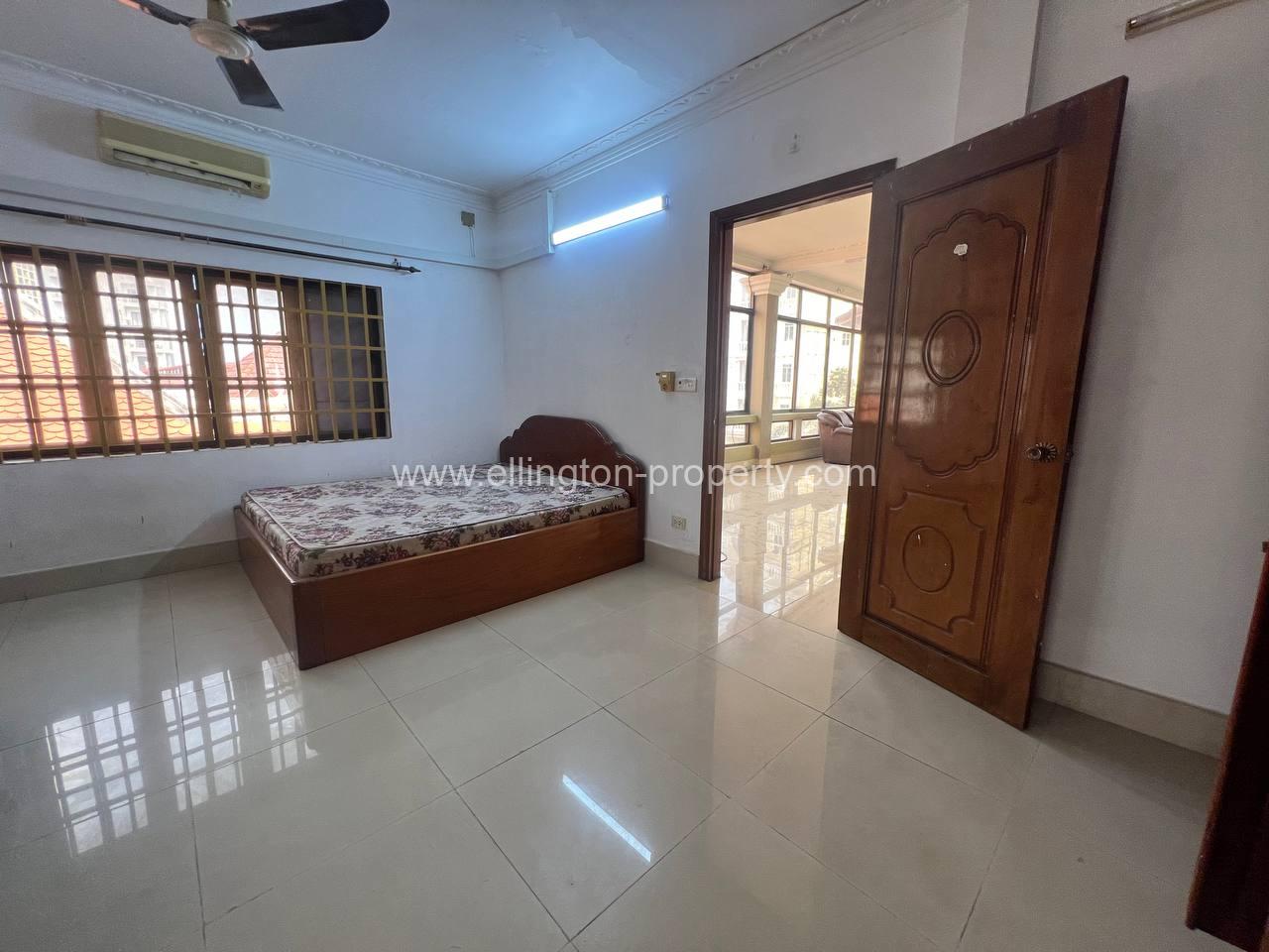 Villa For Rent In Toul Tompong Area - Ellington Property