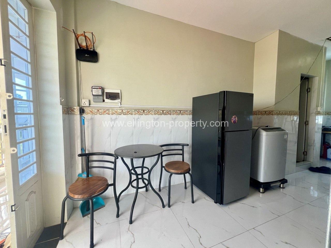 1 Bedroom Apartment For Rent In Daun Penh Area - Ellington Property