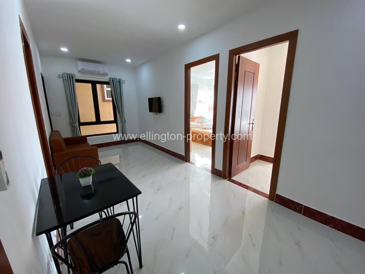 2 Bedrooms Service Apartment In Toul Tompong Area - Ellington Property