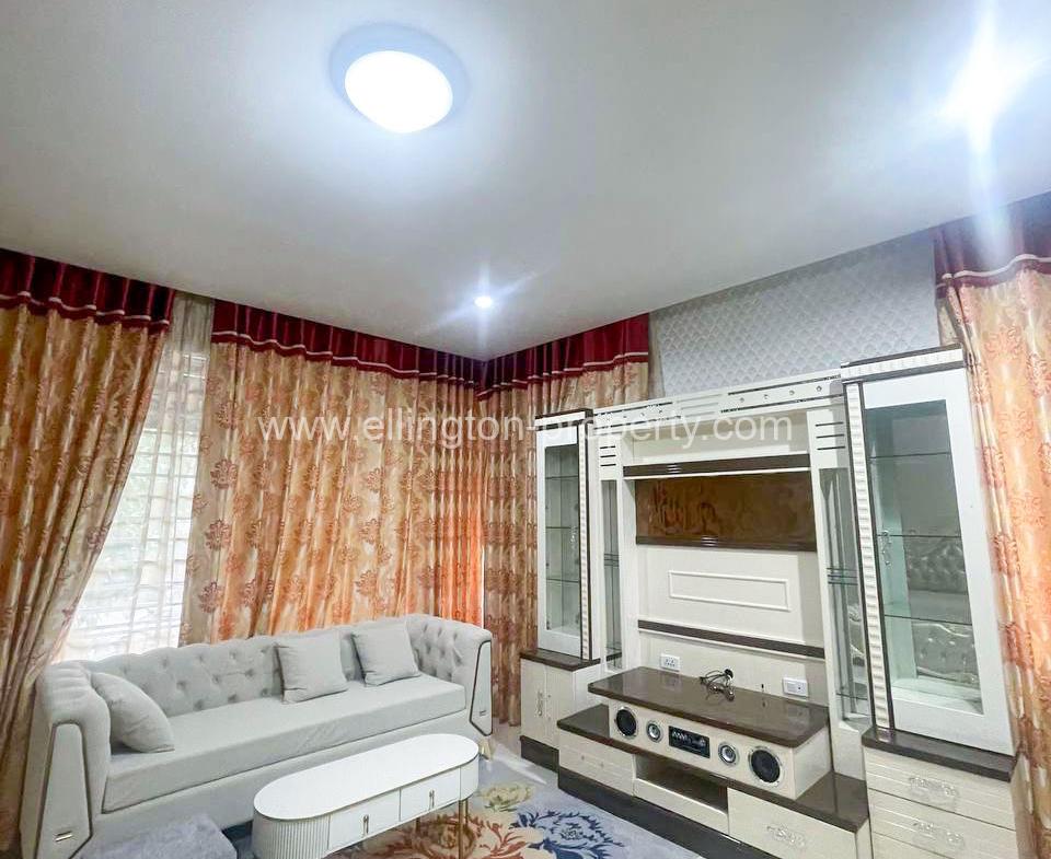 Twin Villa For Rent In Borey Peng Houth - Ellington Property