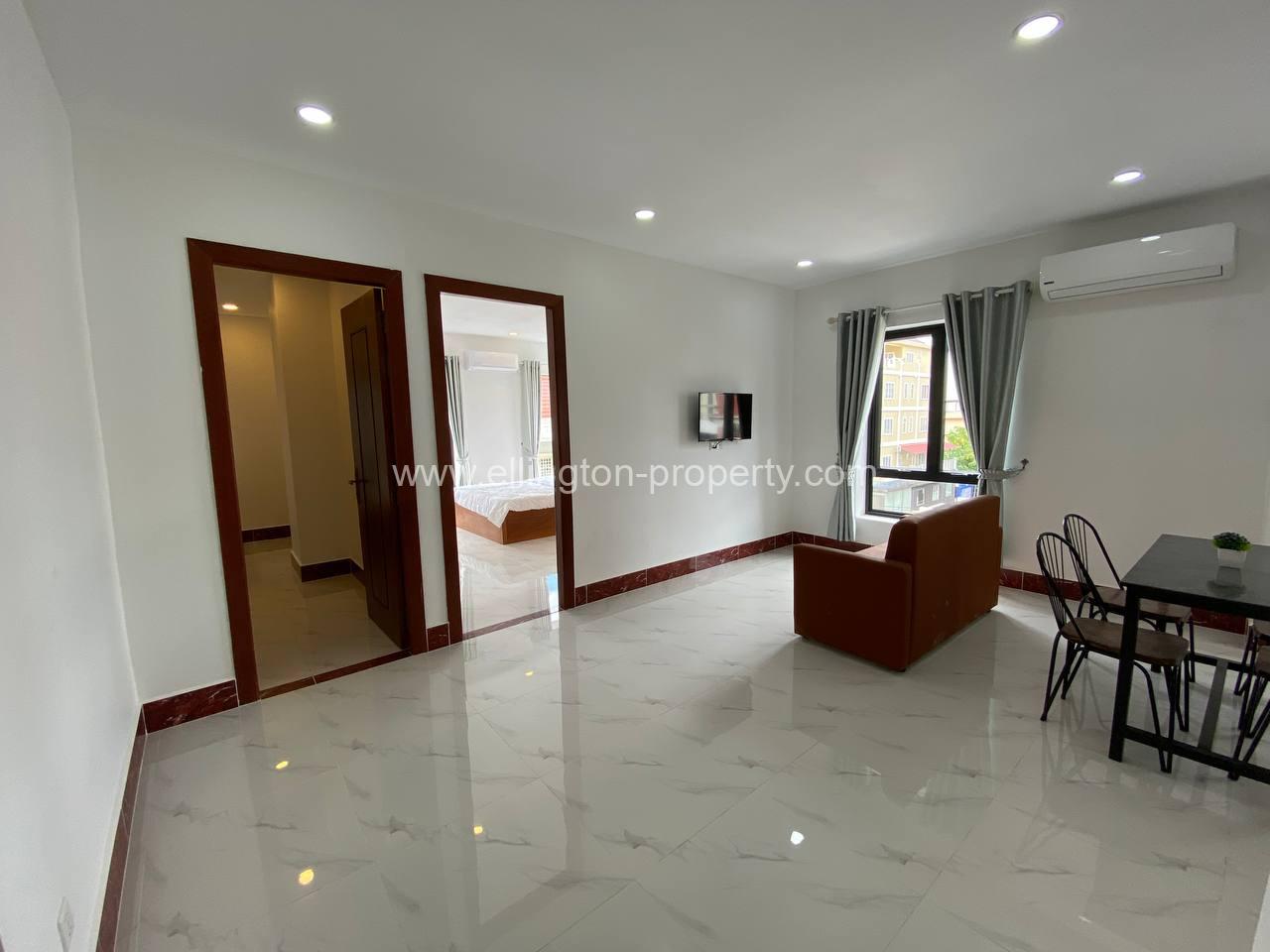 2 Bedrooms Service Apartment In Toul Tompong Area - Ellington Property