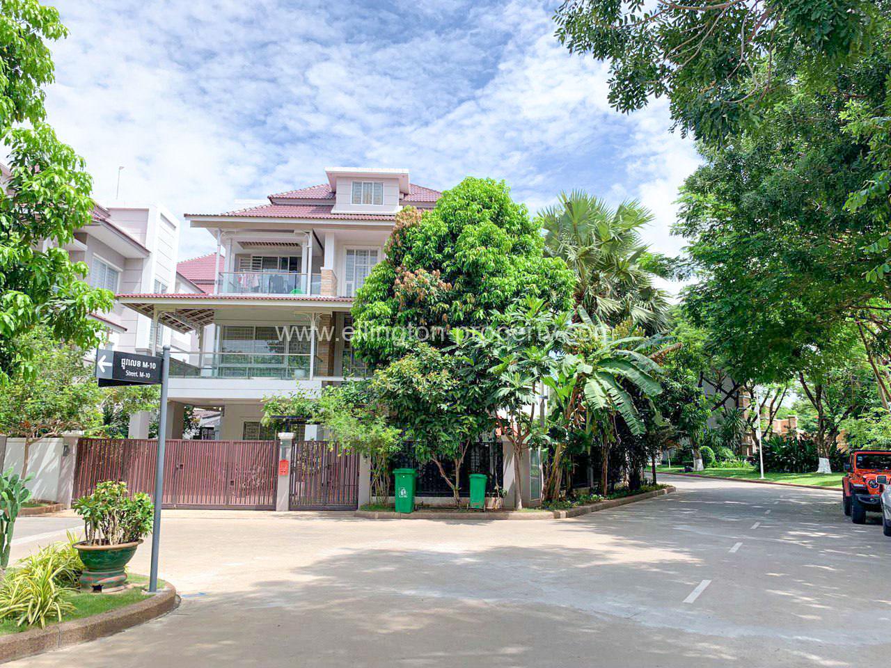 Queen Villa For Rent Borey Peng Houth - Ellington Property