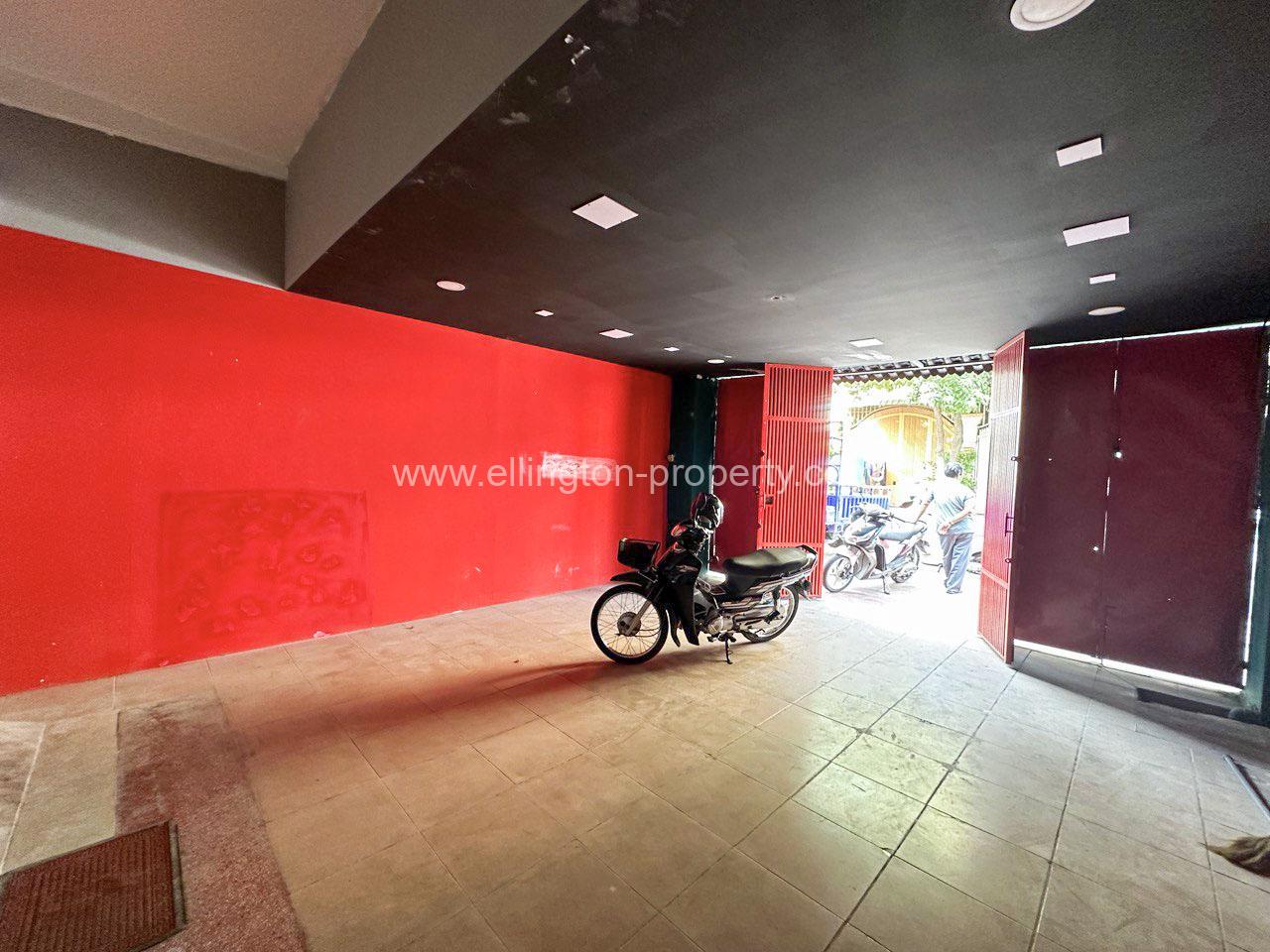 Shophouse For Rent In Olympic Area - Ellington Property