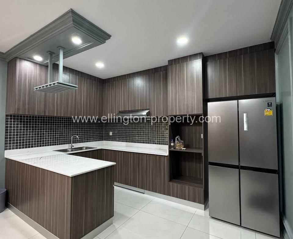 - Ellington Property