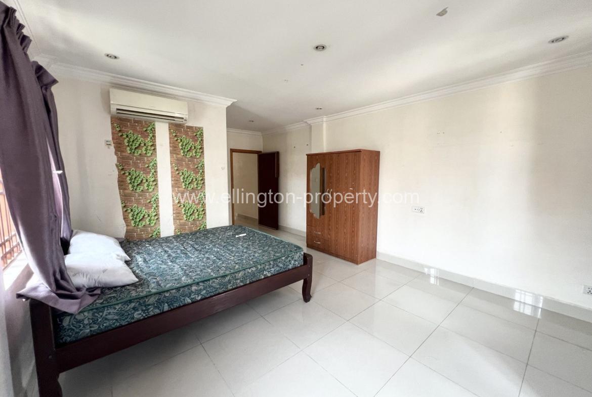 2 Bedrooms Apartment In Toul Tompong Area - Ellington Property