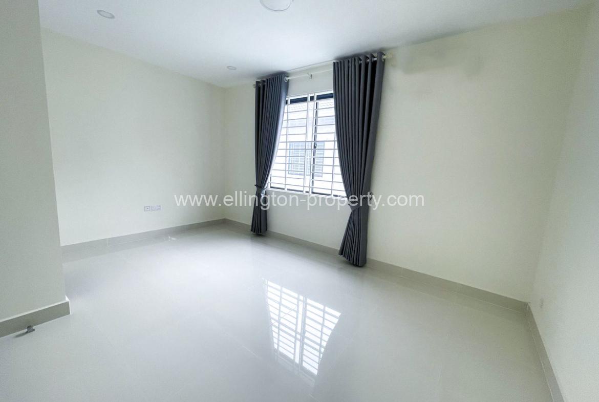 Link House La For Rent At Borey Peng Houth Beong Snor - Ellington Property