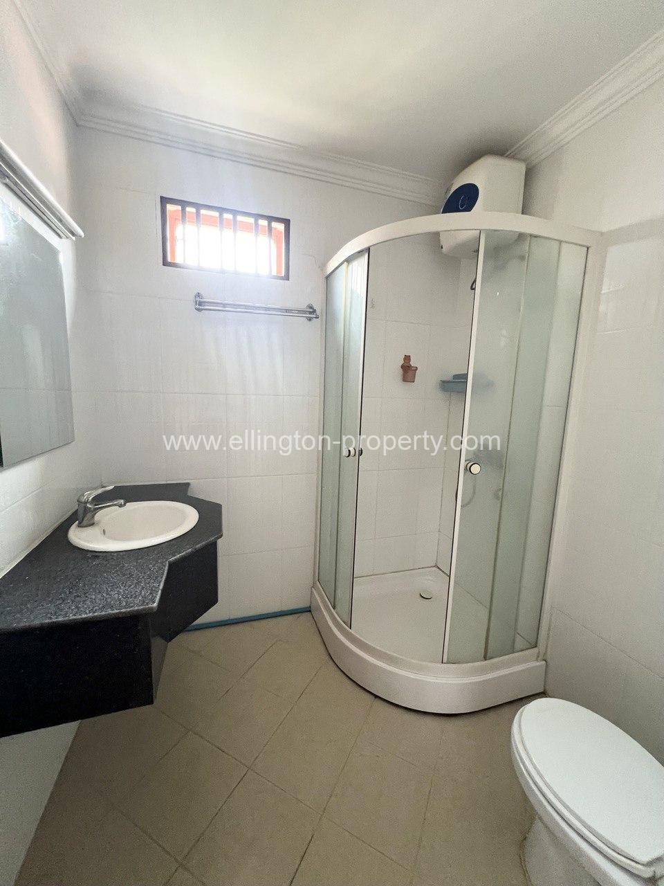 2 Bedrooms Apartment In Toul Tompong Area - Ellington Property