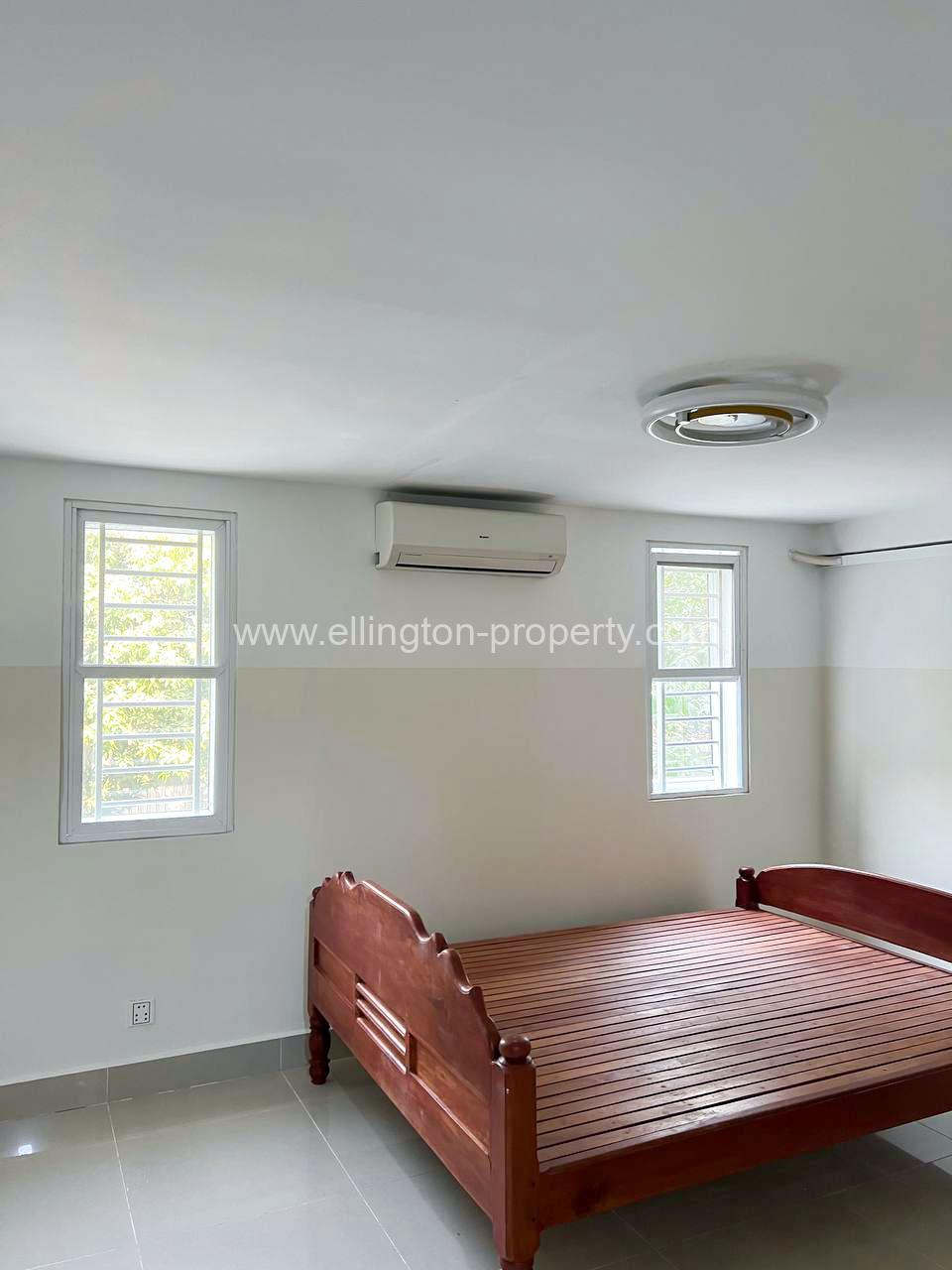 Flat House For Rent In Chroy Changvar Area - Ellington Property