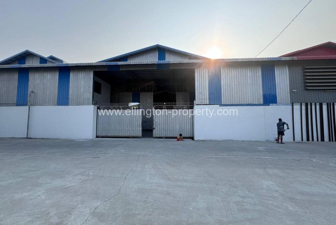 Warehouse For Rent In Sensok Area - Ellington Property