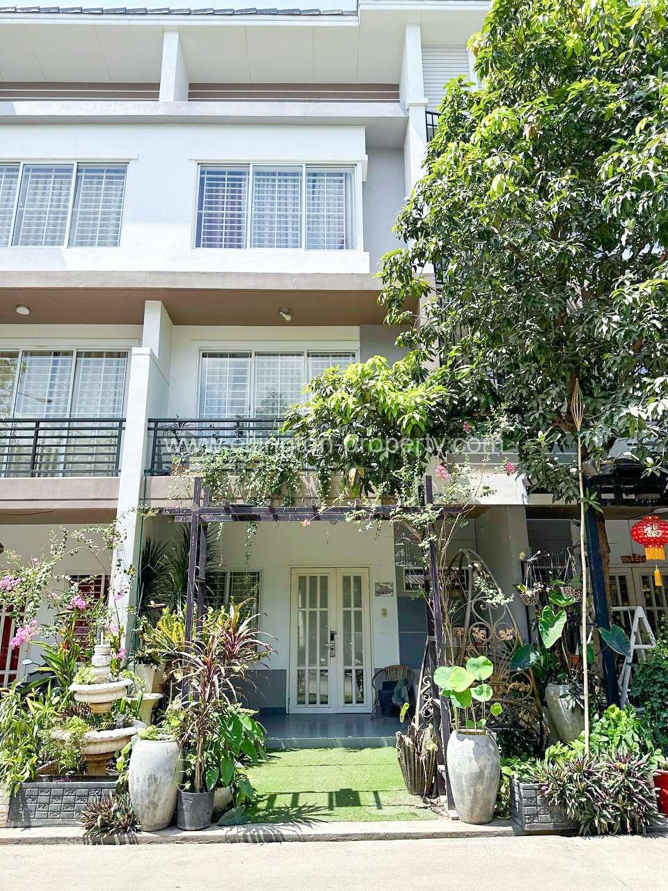 Link House For Rent In Borey Peng Houth Boueng Snor - Ellington Property