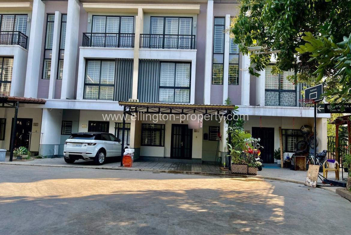 Link House For Rent In Borey Peng Huot - Ellington Property