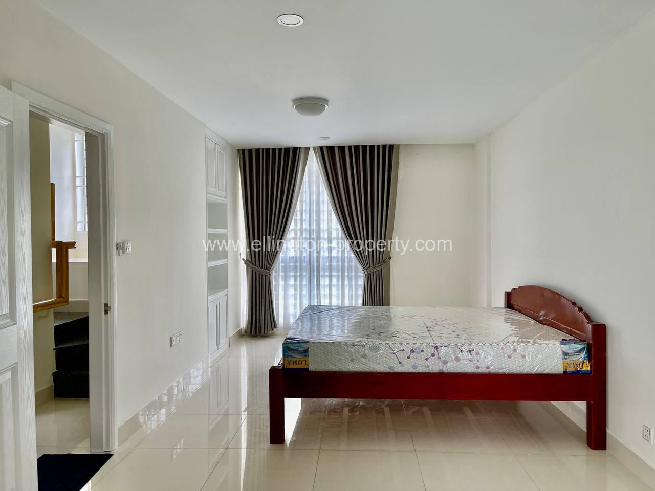 Link House For Rent In Borey Peng Huot - Ellington Property