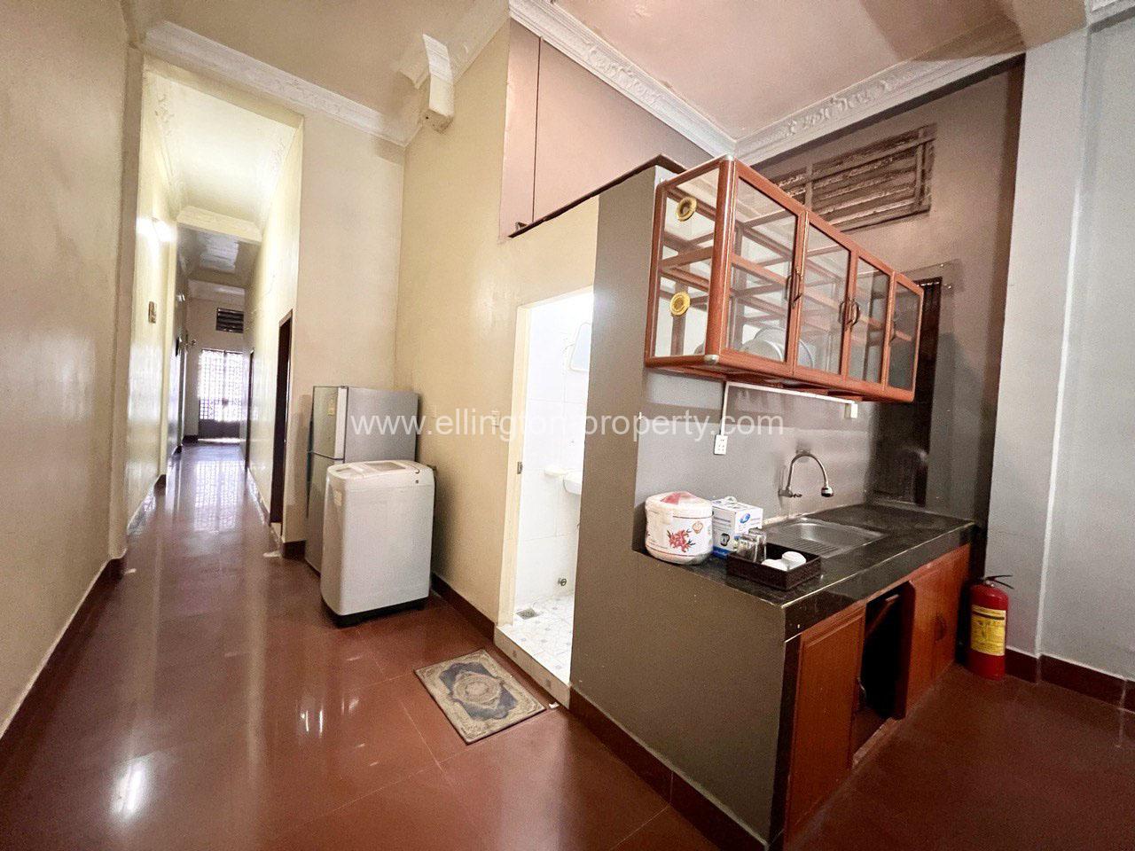 2 Bedrooms Flat Apartment For Rent In Daun Penh Area - Ellington Property