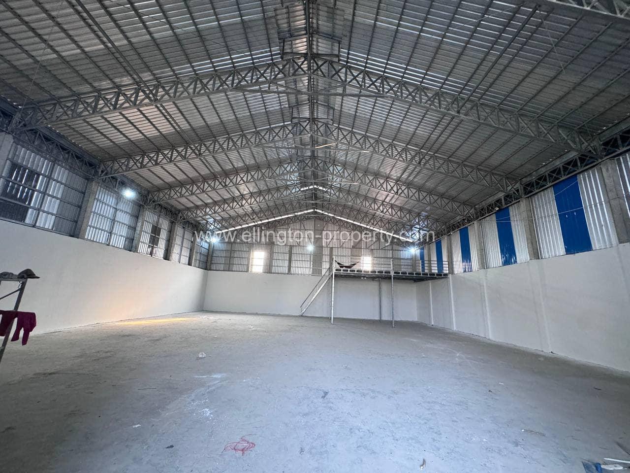 Warehouse For Rent In Sensok Area - Ellington Property