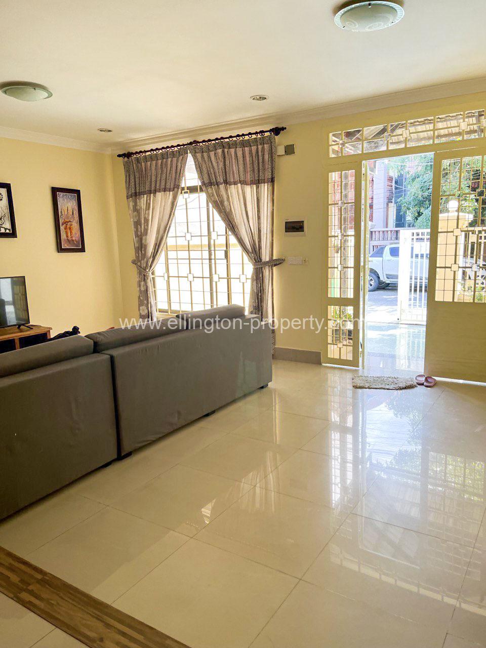 Villa For Rent In Chroy Changvar Area - Ellington Property