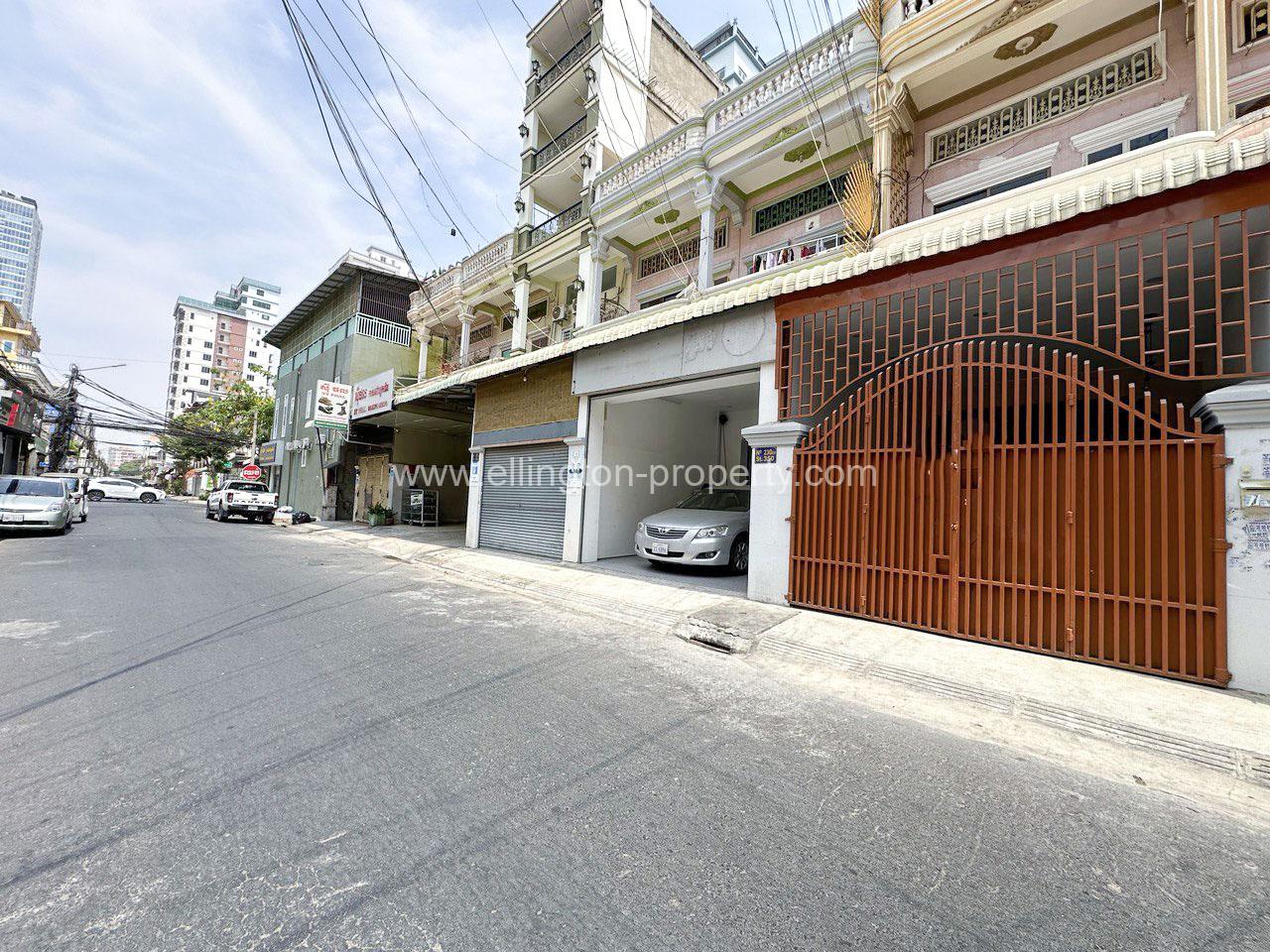 Shophouse For Rent In Bkk3 - Ellington Property