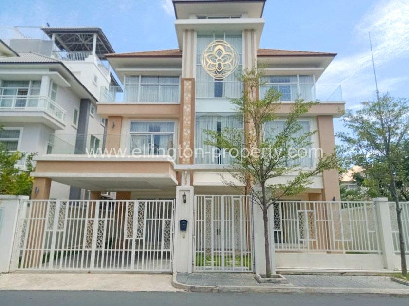 Queen Villa For Rent At Borey Orkide 2004 - Ellington Property