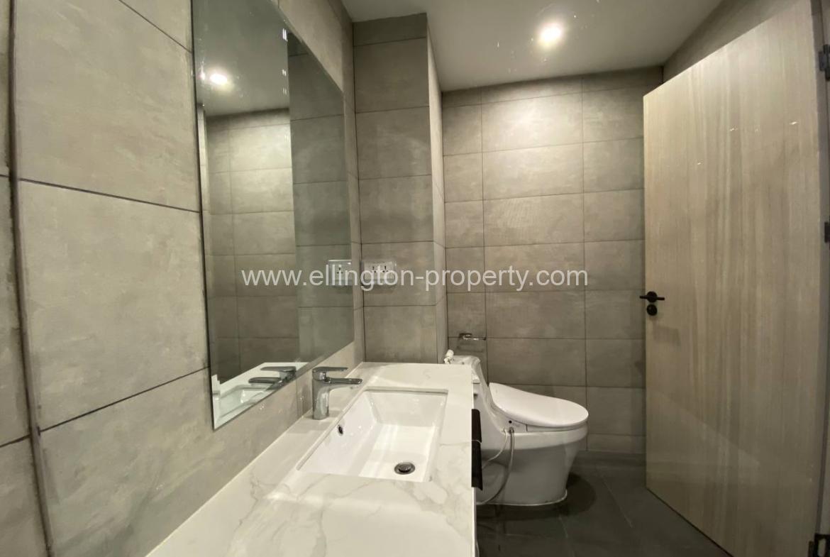 4 Bedrooms Service Apartment For Rent In Bkk1 - Ellington Property