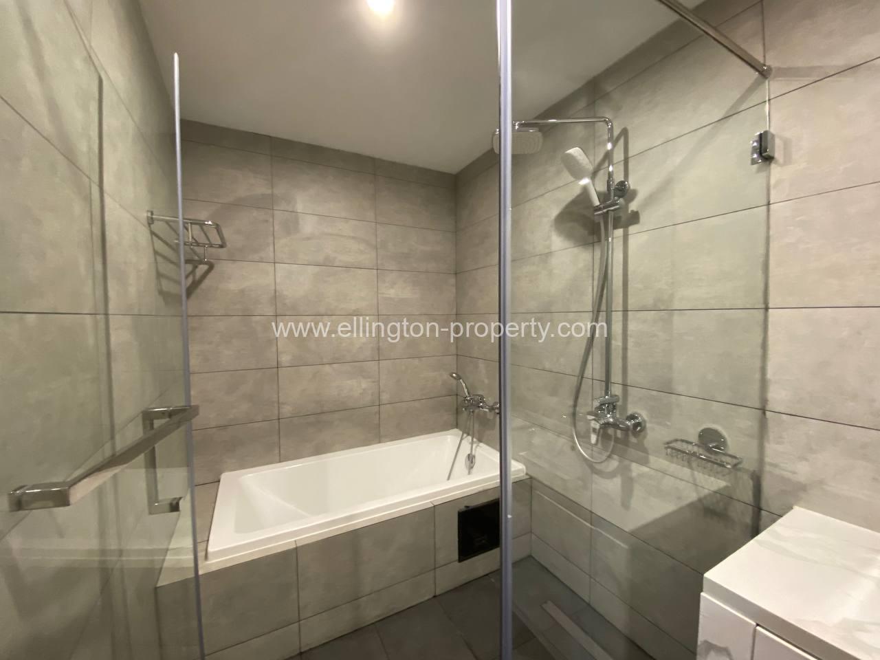 4 Bedrooms Service Apartment For Rent In Bkk1 - Ellington Property