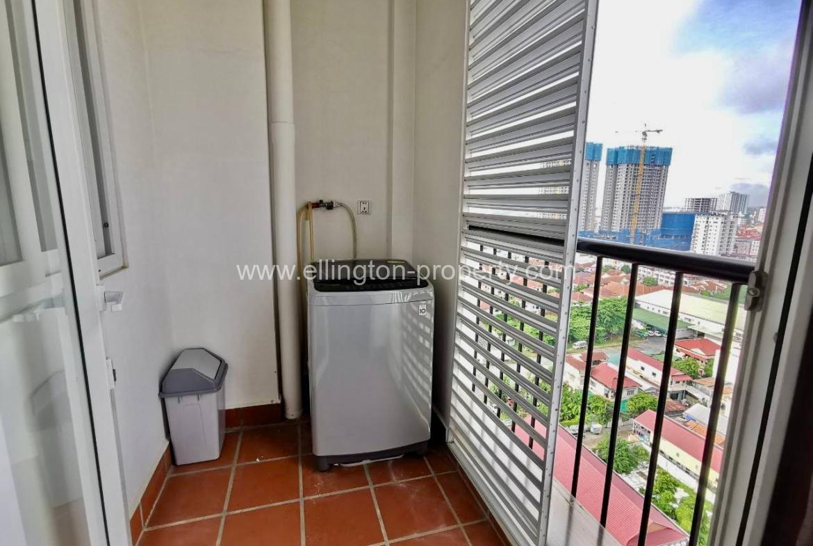 3 Bedrooms Service Apartment For Rent In Chamkarmon - Ellington Property