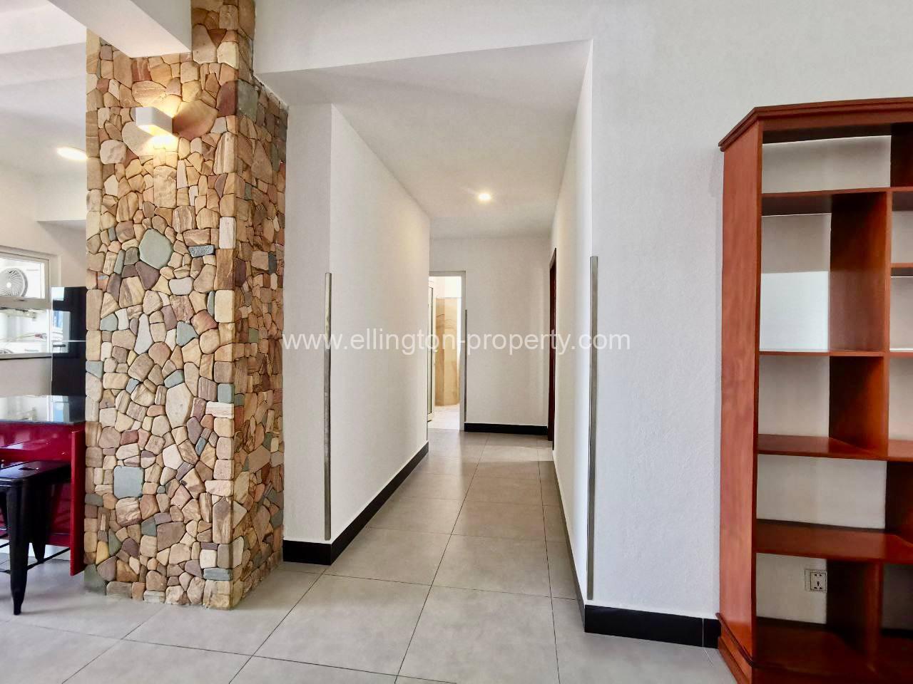 2 Bedrooms Service Apaertment For Rent In Chamkarmon - Ellington Property