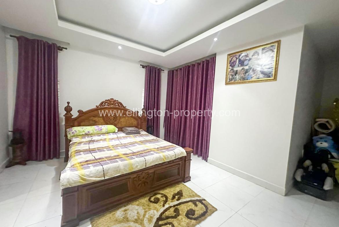 Queen Villa For Rent At Borey Orkide 2004 - Ellington Property