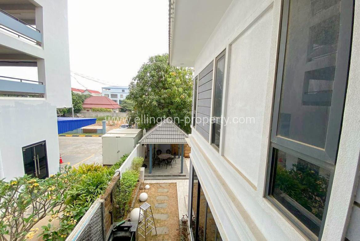 Villa For Rent At Western Tuol Sangker Near International School - Ellington Property