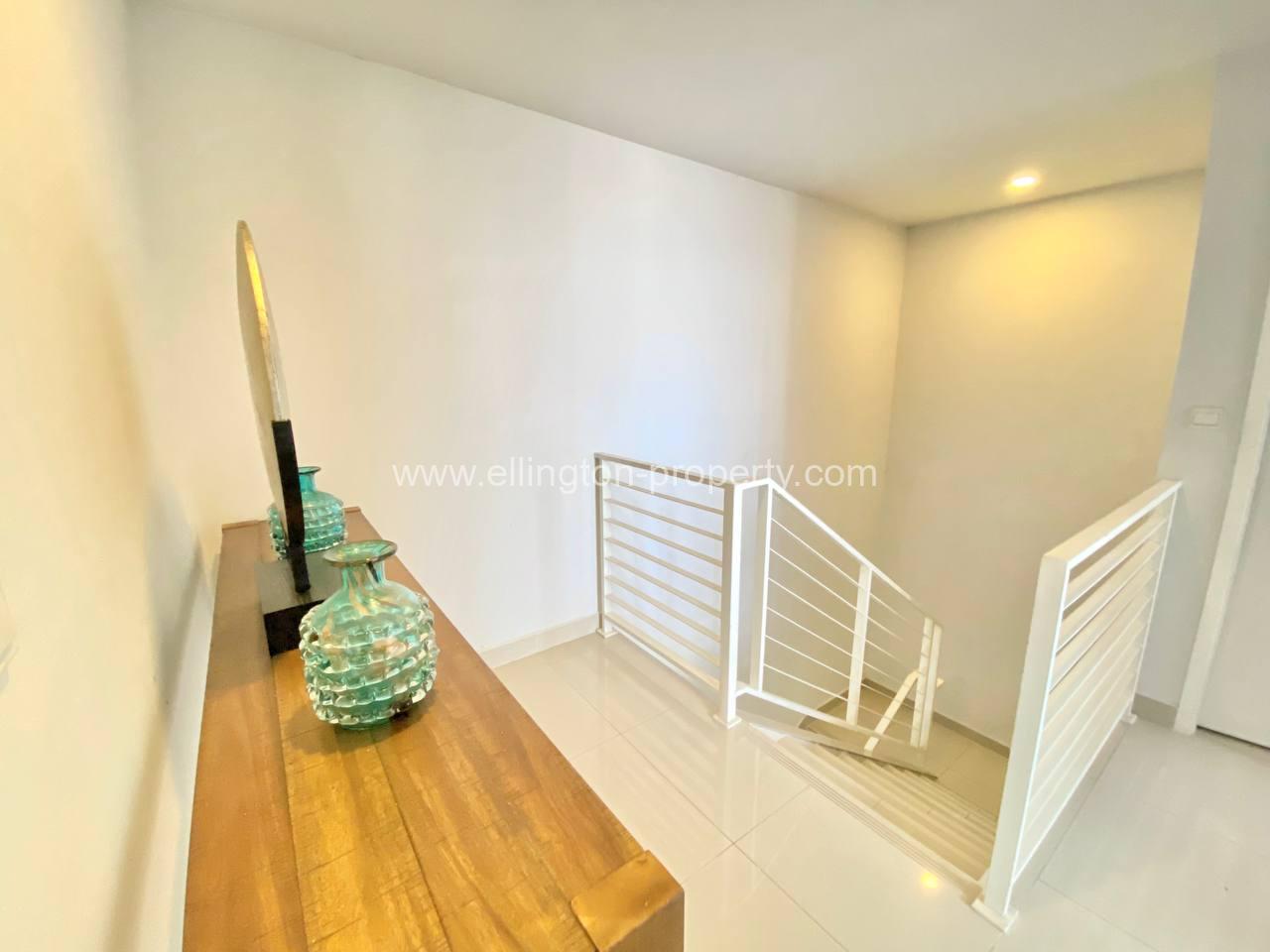 4 Bedrooms Penthouse For Rent In Toul Bassac - Ellington Property