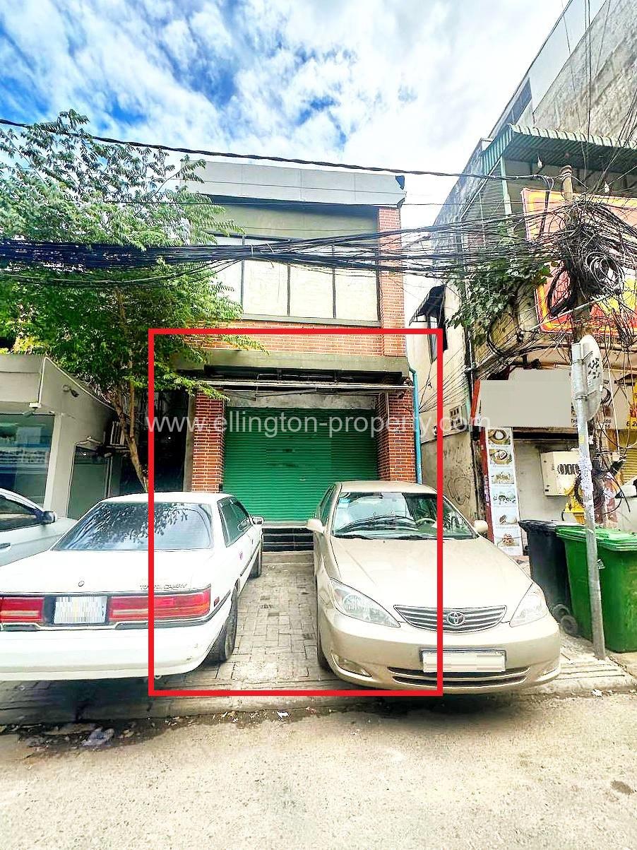 Shop House For Rent In Phsar Chas - Ellington Property