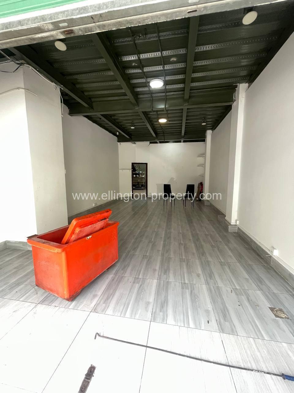 Shop House For Rent In Phsar Chas - Ellington Property