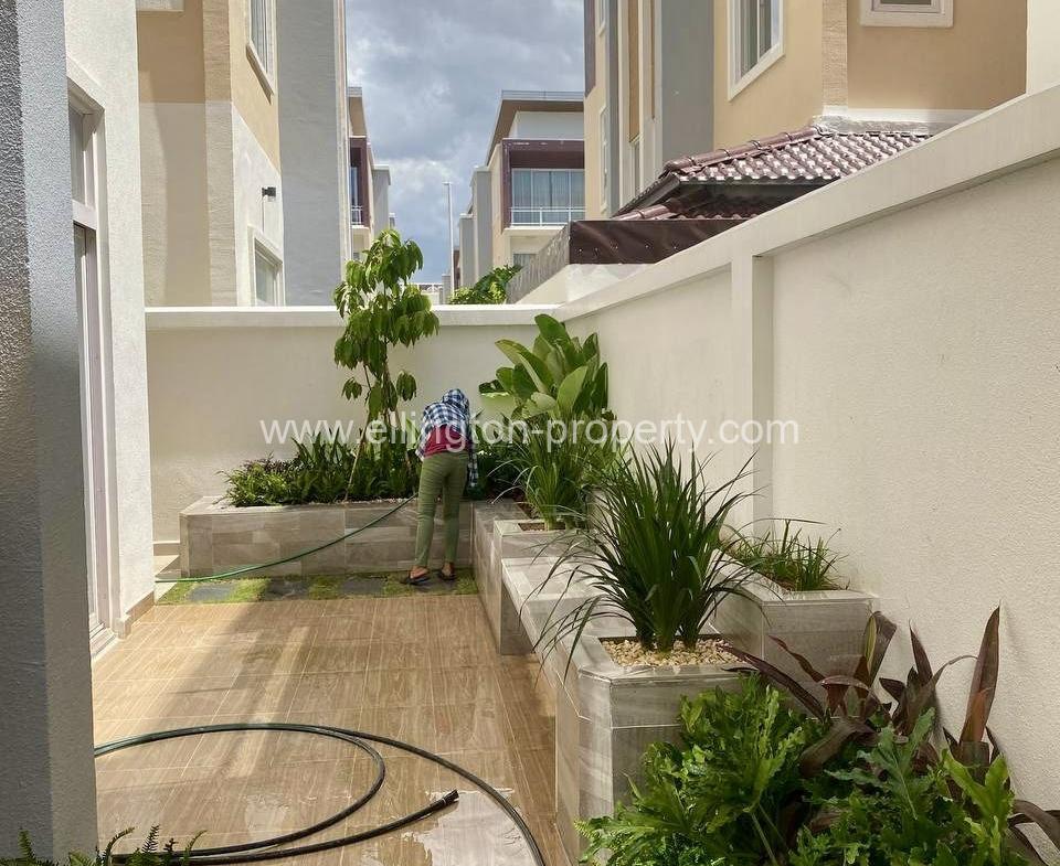 Twin Villa For Rent At Borey Orkide 6 A - Ellington Property