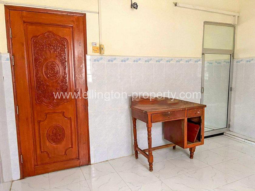 Flat House For Rent In Toul Tompong2 - Ellington Property