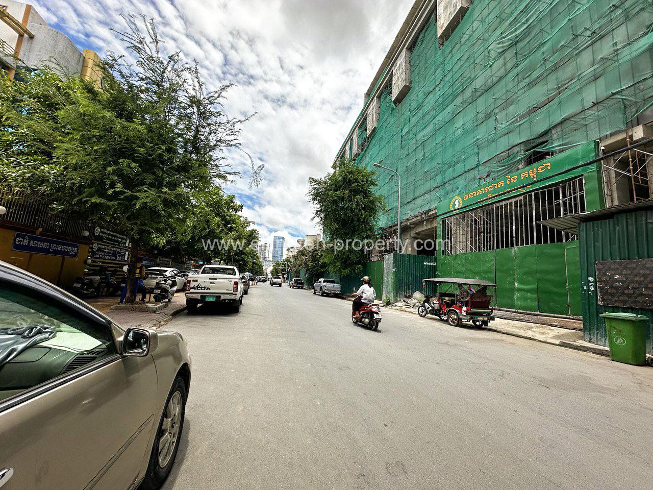 Shophouse For Rent In Daun Penh Area - Ellington Property