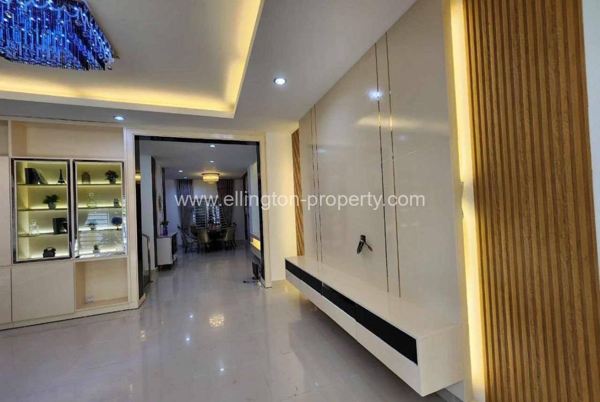 Twin Villa For Rent In Borey Peng Houth Russey Keo - Ellington Property