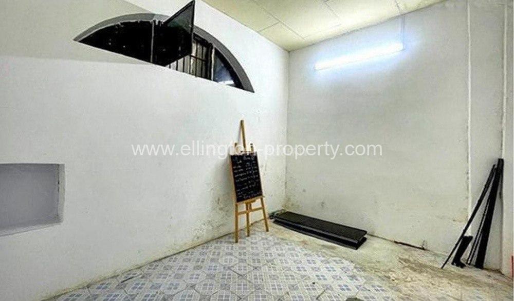 Shophouse For Rent Near River Side - Ellington Property