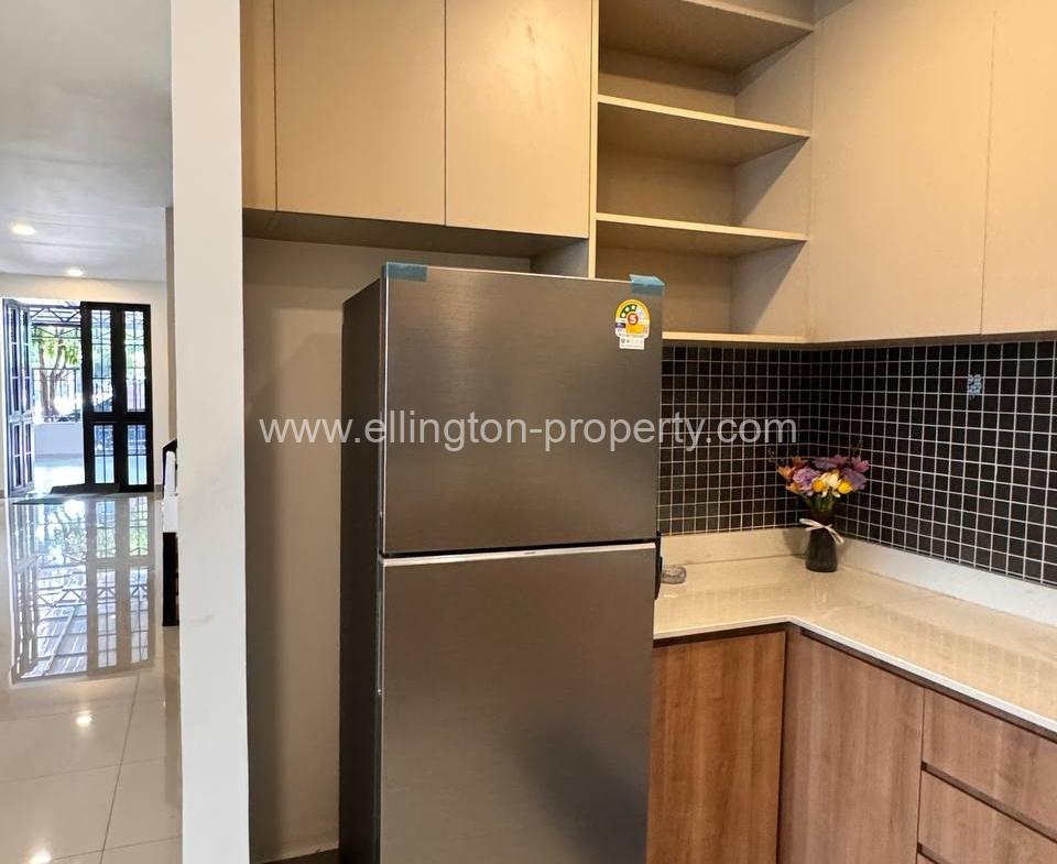 Link House For Rent At Borey Chip Mong 598 - Ellington Property