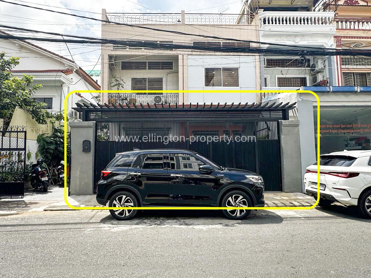 Shophouse For Rent In Bkk - Ellington Property