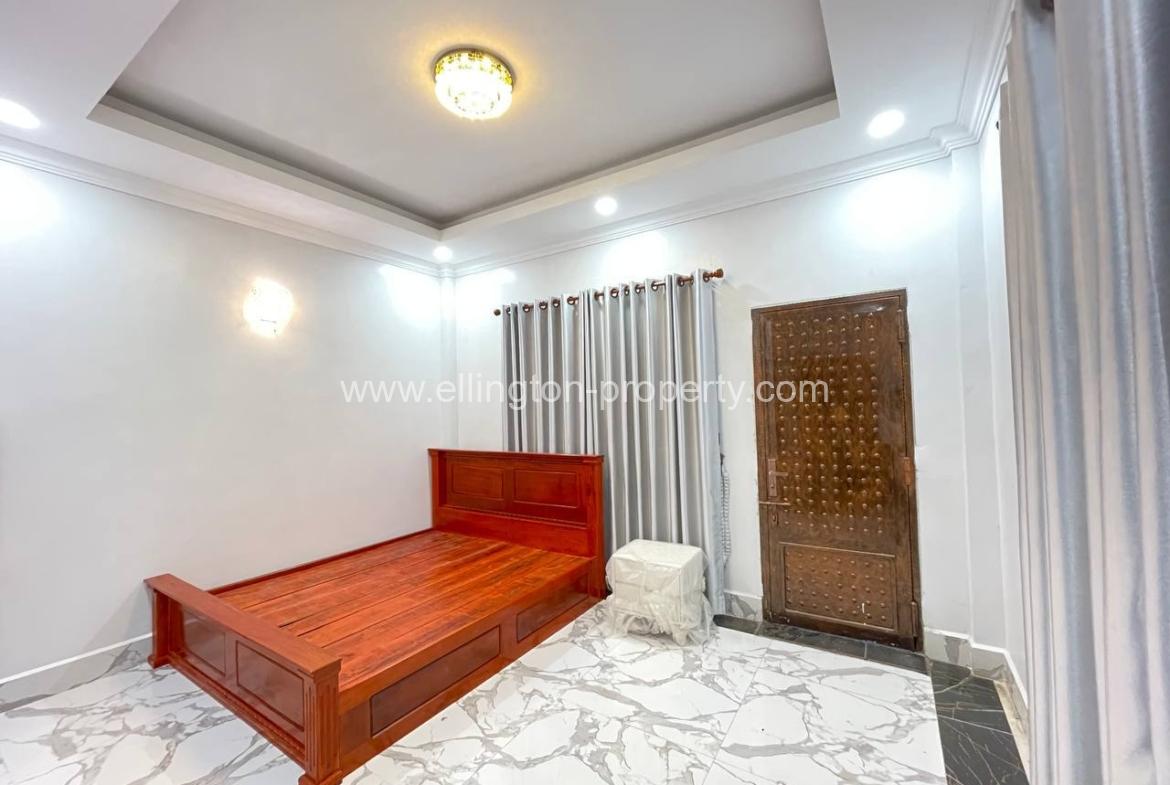 Single Villa For Rent In Sangkat Phnom Penh Thmey - Ellington Property