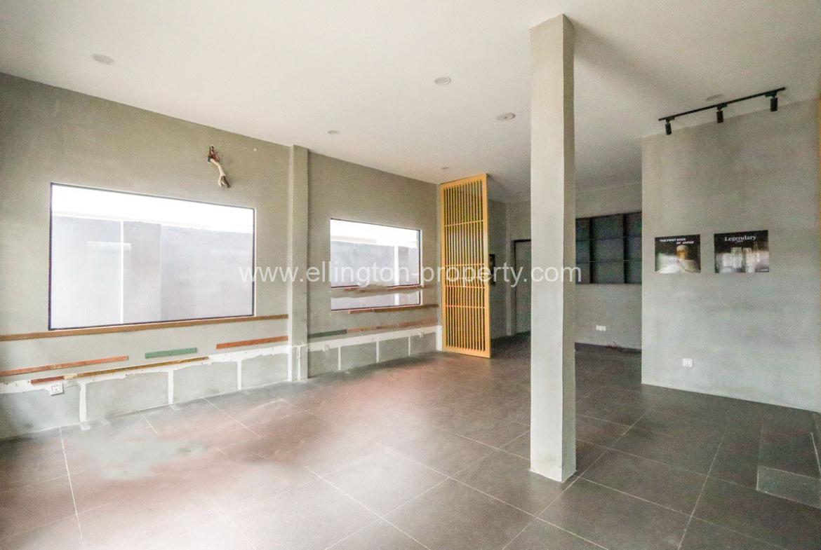 Commercial Villa For Rent In Bkk1 - Ellington Property