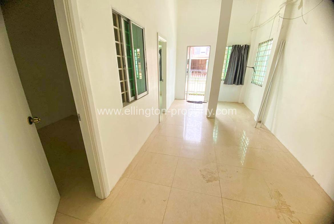 Flat House For Rent In Bkk - Ellington Property