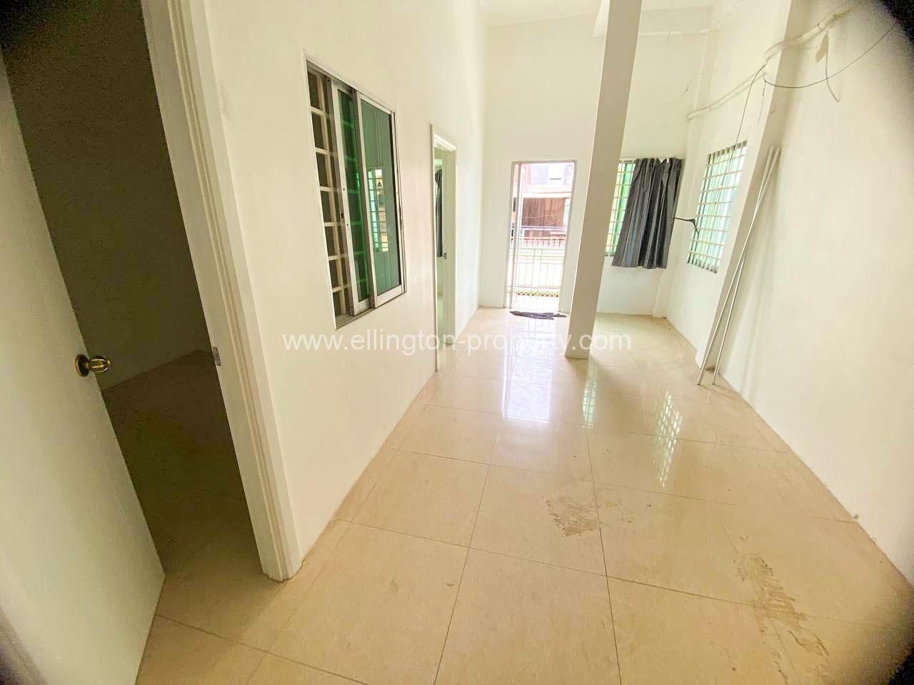 Flat House For Rent In Bkk - Ellington Property