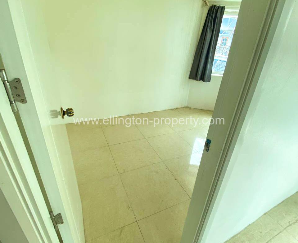 Flat House For Rent In Bkk - Ellington Property