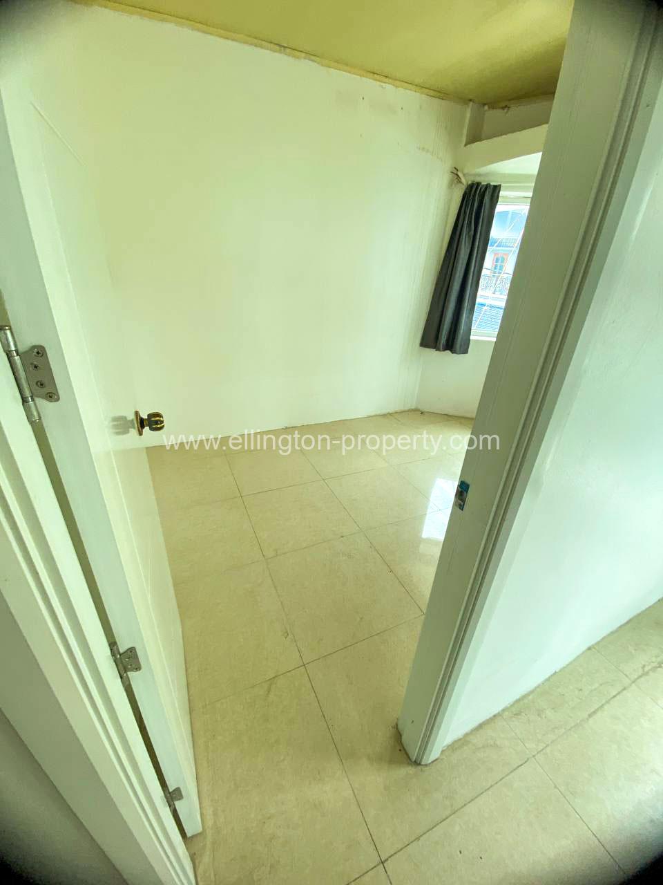 Flat House For Rent In Bkk - Ellington Property