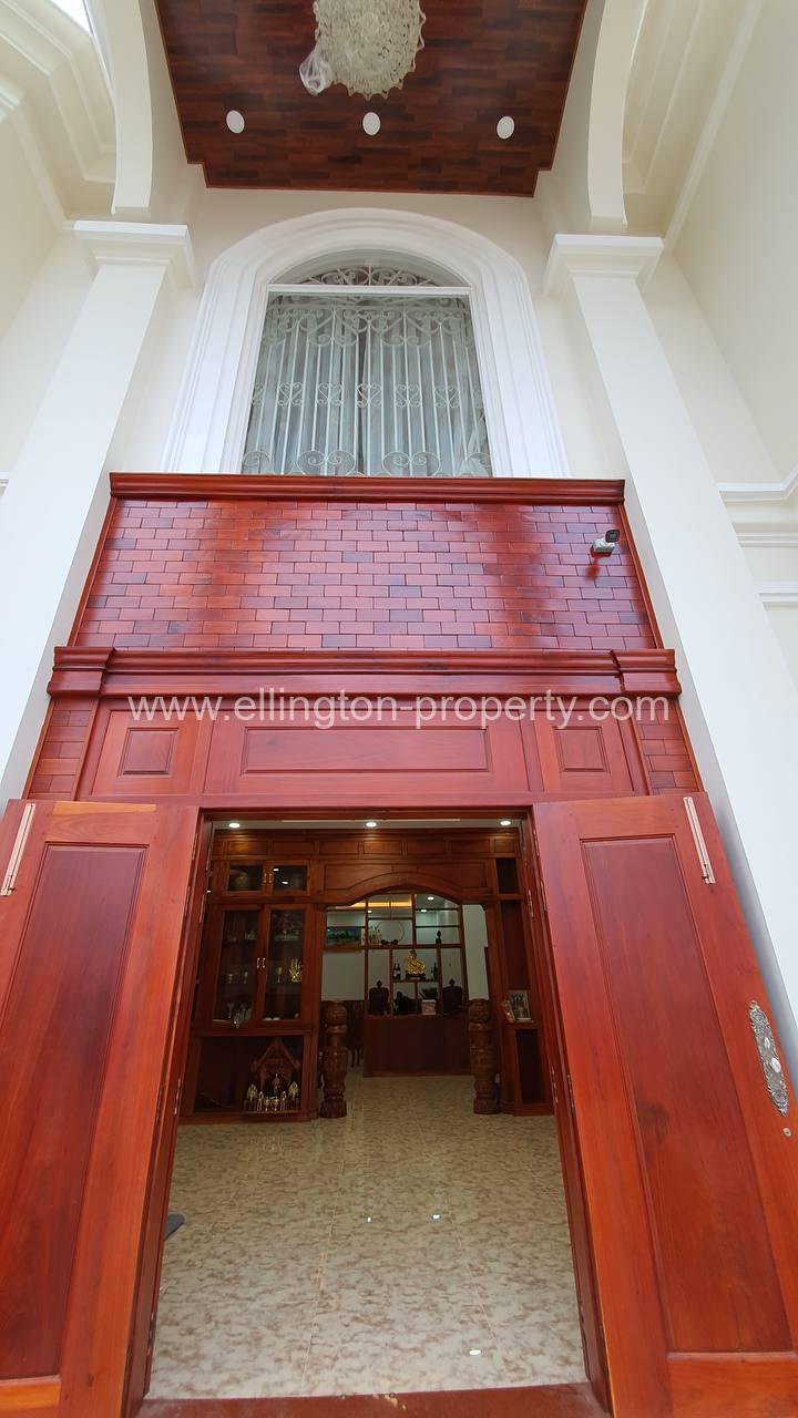 Single Villa For Rent At Sangkat Toul Sangkae - Ellington Property