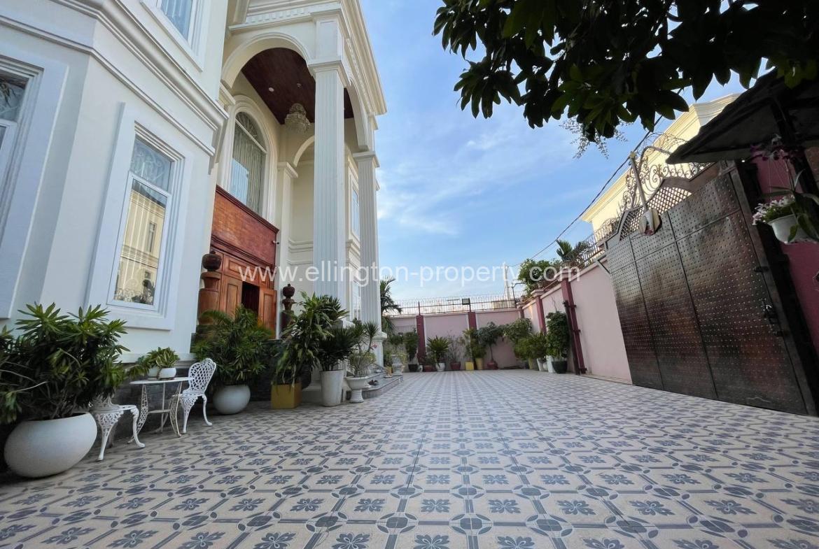 Single Villa For Rent At Sangkat Toul Sangkae - Ellington Property