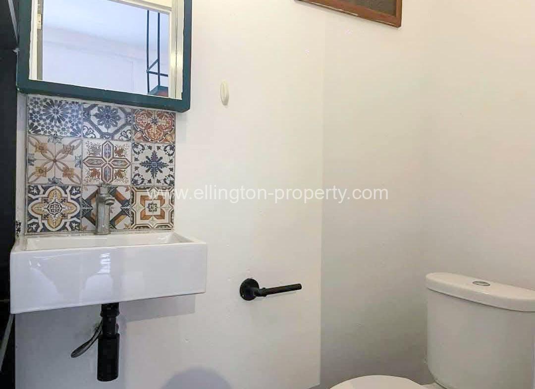 1 Bedroom Newly Renovated Apartment Near Royal Palace - Ellington Property