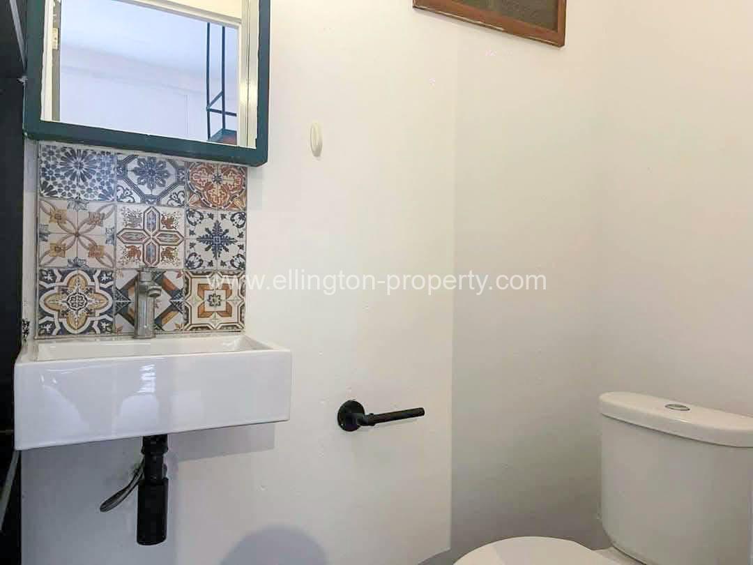 1 Bedroom Newly Renovated Apartment Near Royal Palace - Ellington Property